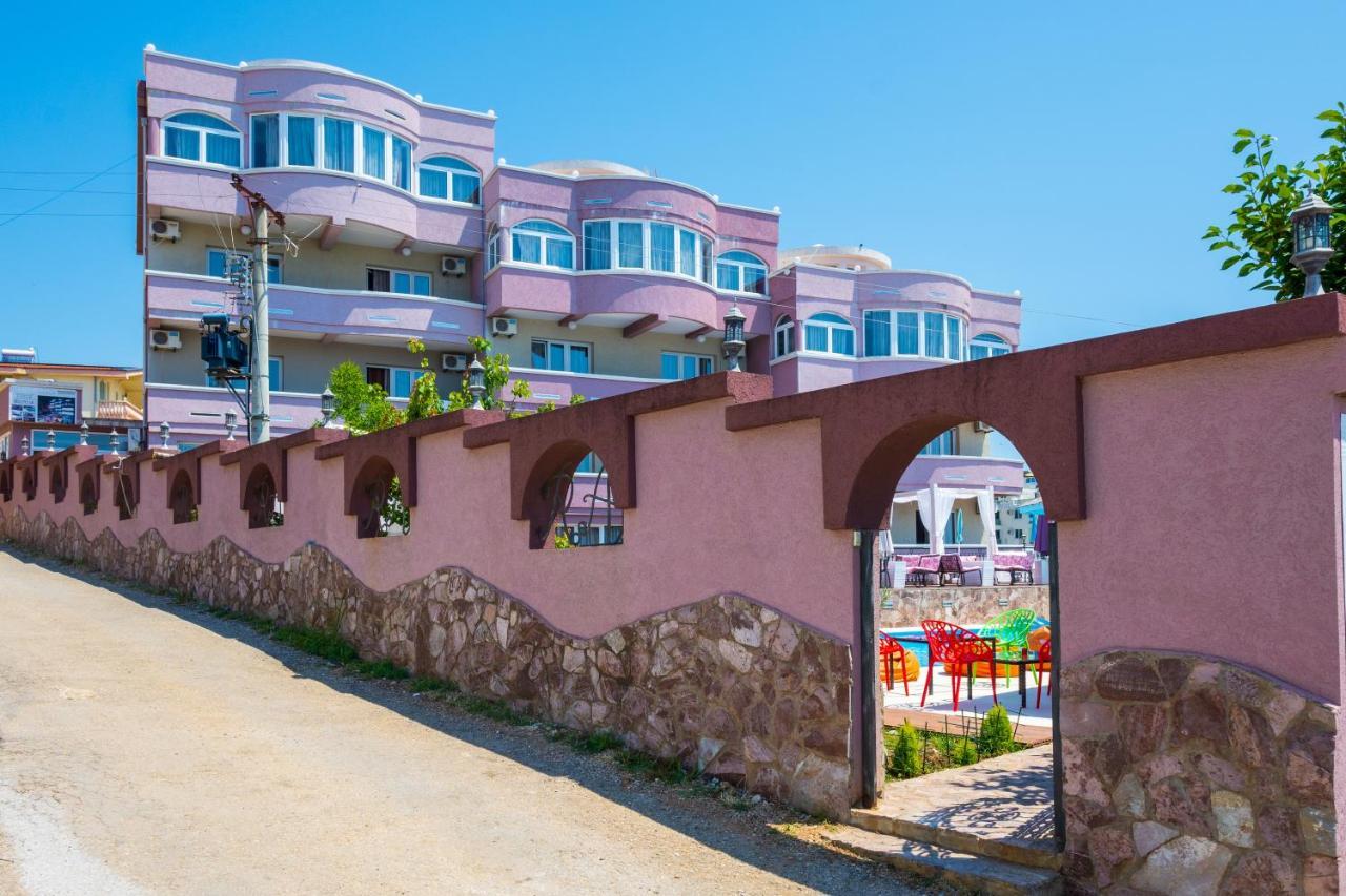 Guest House Dena Dobra Voda Bagian luar foto