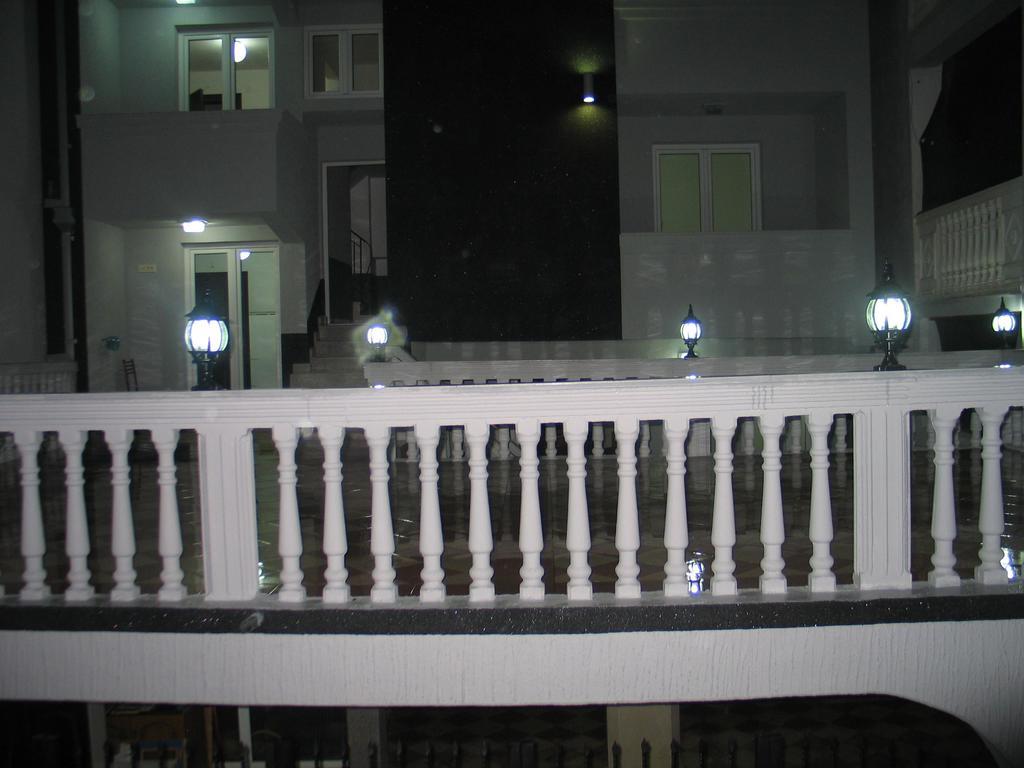 Guest House Dena Dobra Voda Bagian luar foto