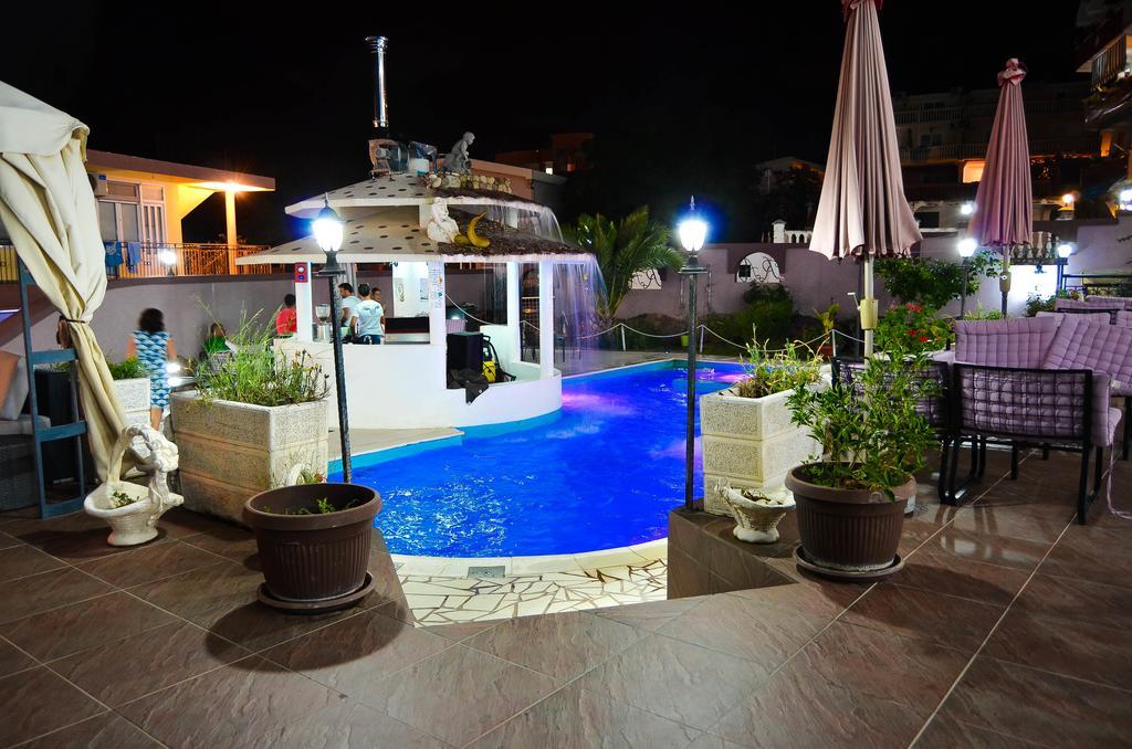 Guest House Dena Dobra Voda Bagian luar foto